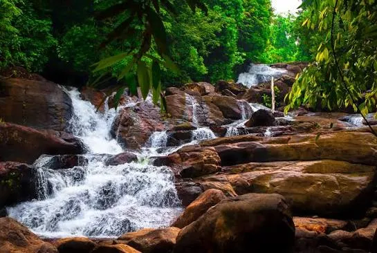 Anagimala Ella Waterfall